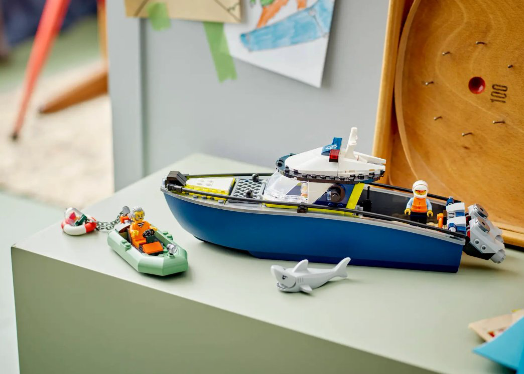 Конструктор LEGO Полицейский катер, деталей 264 шт купить,NaN
