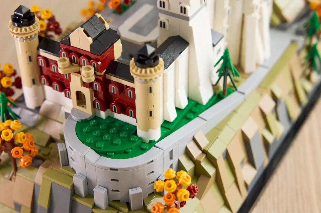 Конструктор LEGO Замок Нойшванштайн, деталей 3455 шт - ForteMarket Конструктор LEGO Замок Нойшванштайн, деталей 3455 шт купить,0