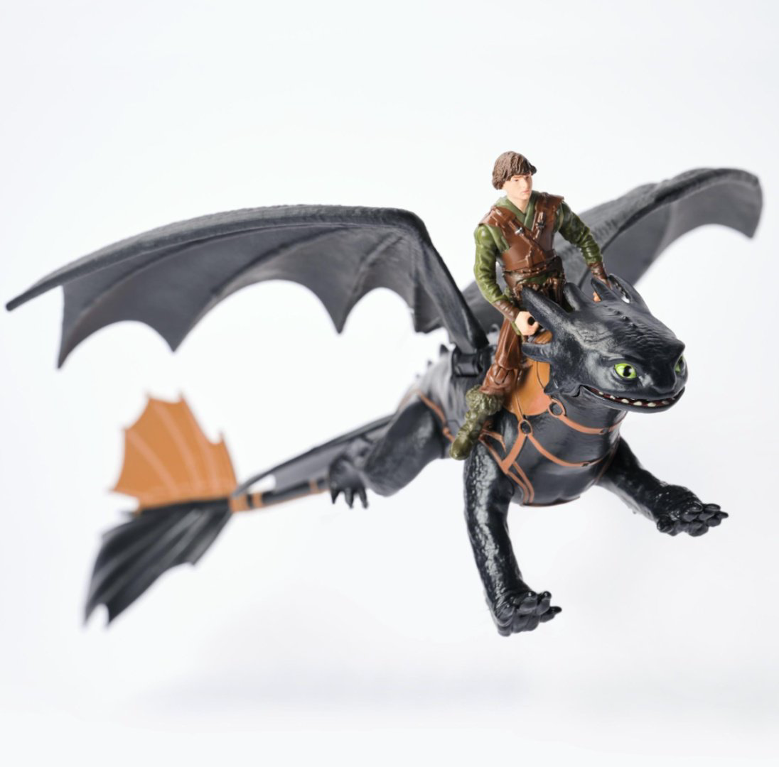 How To Train Your Dragon Иккинг и Беззубик 15 см 2 шт купить,NaN