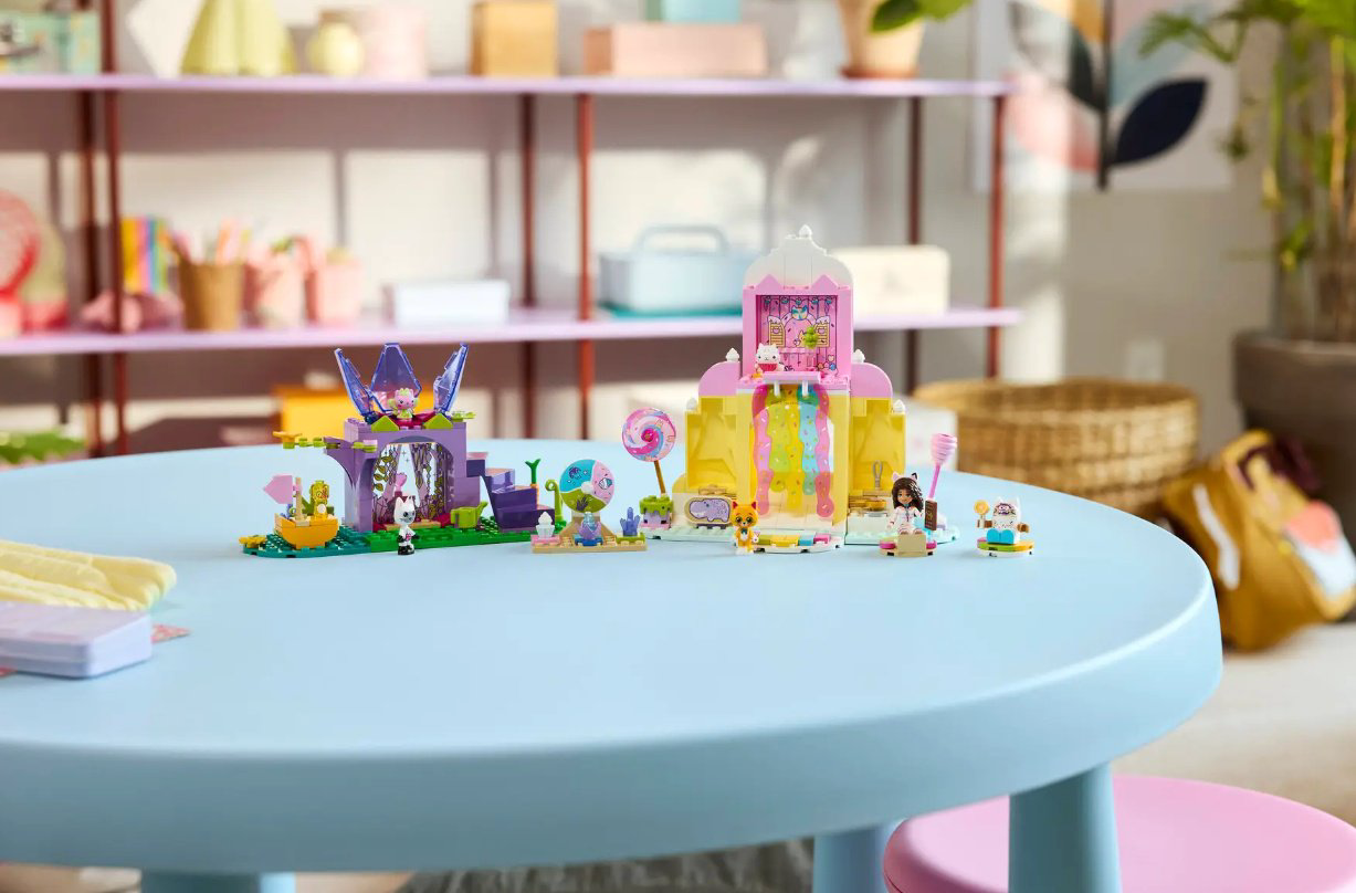 Конструктор LEGO Гора Сладких Удовольствий и Сад Кошек, деталей 263 шт купить,NaN