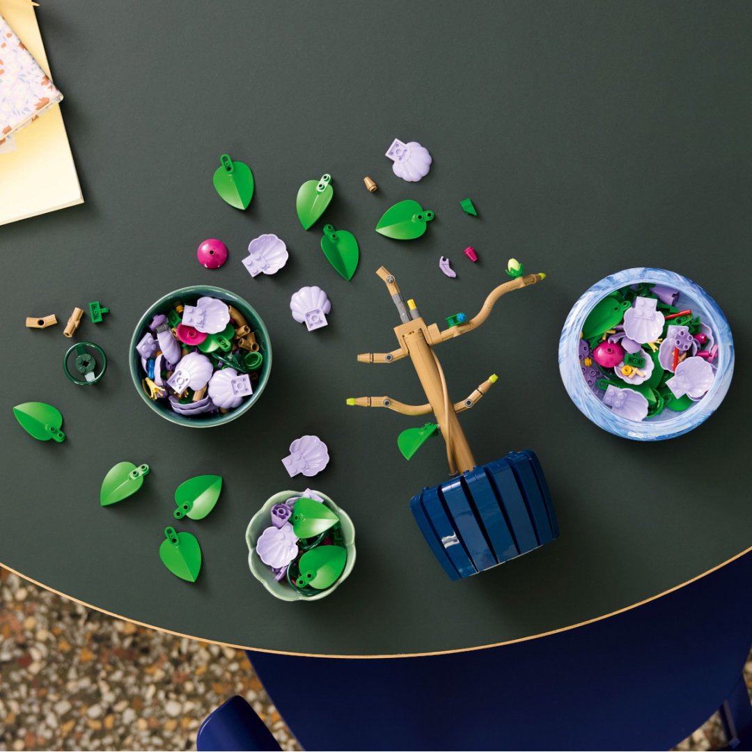 Конструктор LEGO Гибискус Botanicals, деталей 660 шт купить,NaN