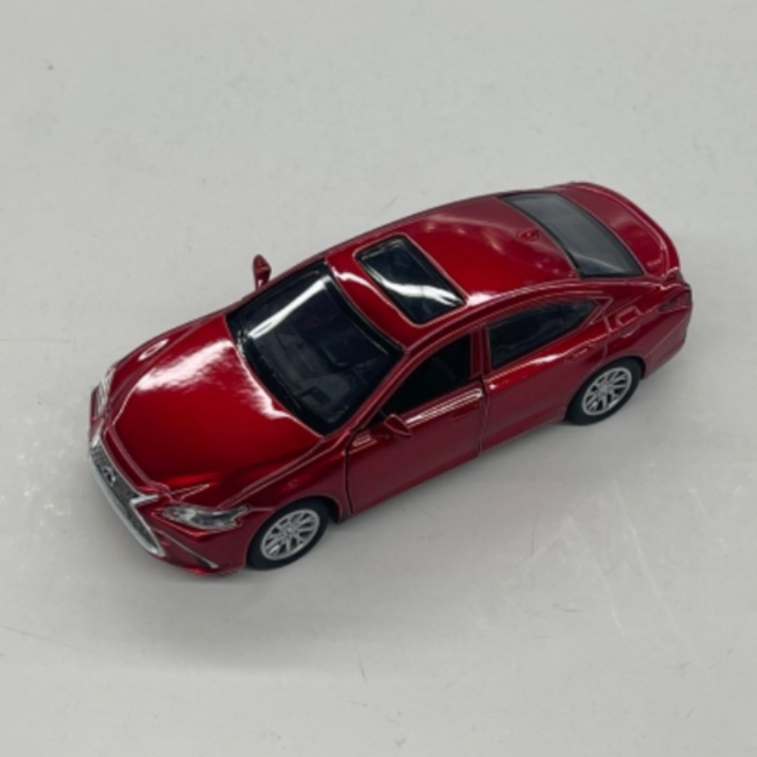 Легковая MSZ Lexus ES300h красный купить,NaN
