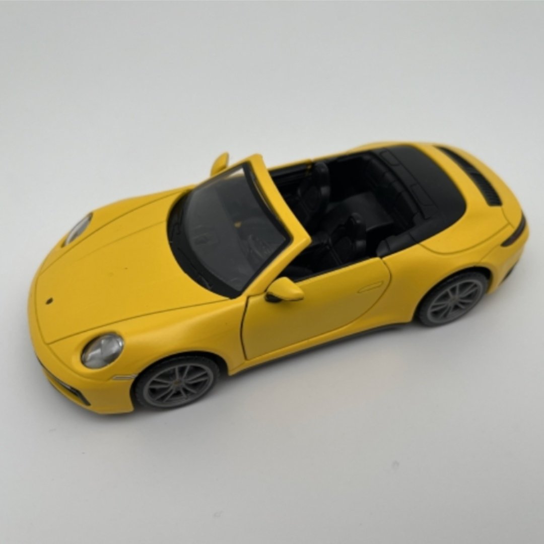 Легковая MSZ Porsche 911 Carrera Cabriolet желтый