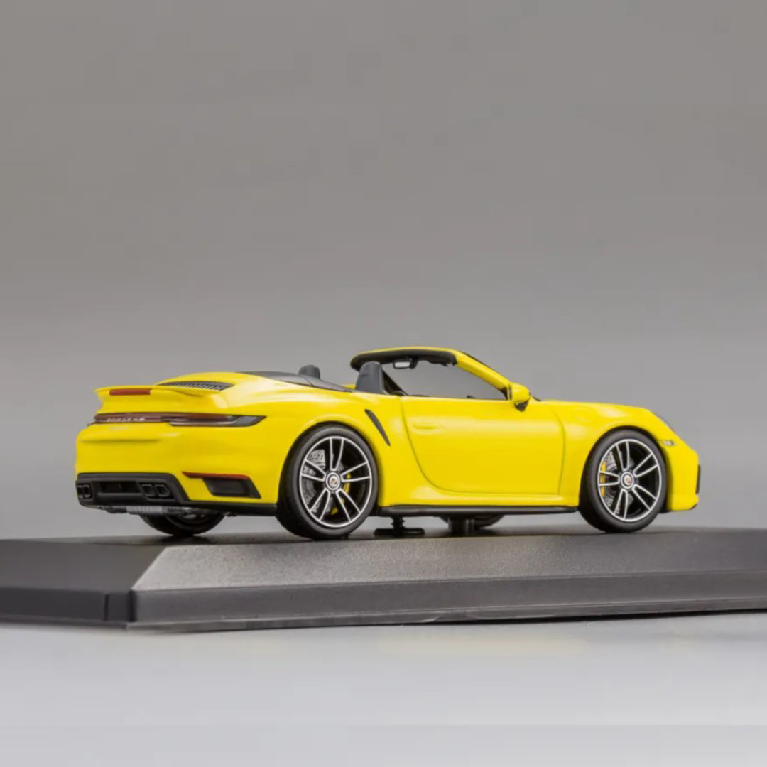 Легковая MSZ Porsche 911 Carrera Cabriolet желтый купить,NaN