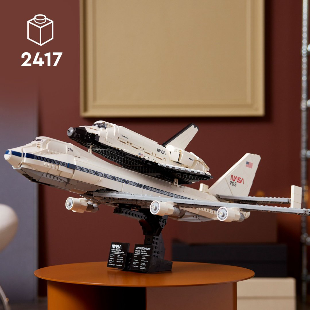 Конструктор LEGO Самолет-носитель шаттла Icons, деталей 2417 шт купить,NaN