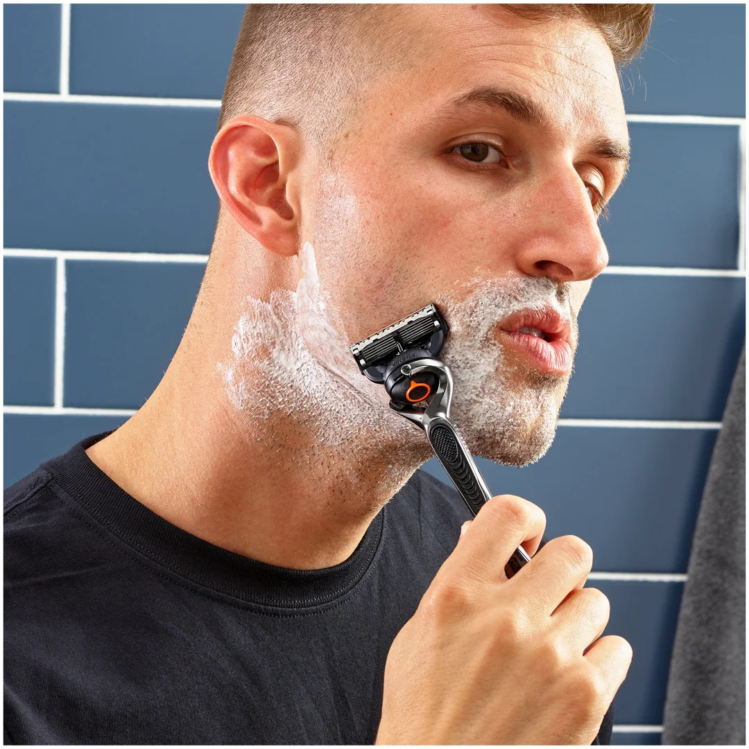 Бритвенный станок Gillette Fusion5 ProGlide + сменная кассета 1шт купить,NaN