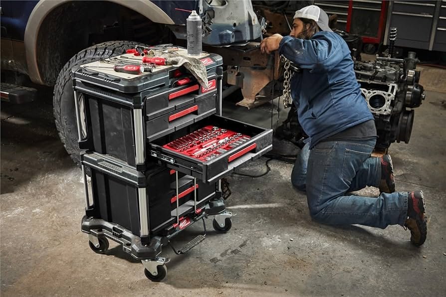 Milwaukee ящик с органайзером PACKOUT 4932471068 (48х62х92 см) купить,NaN
