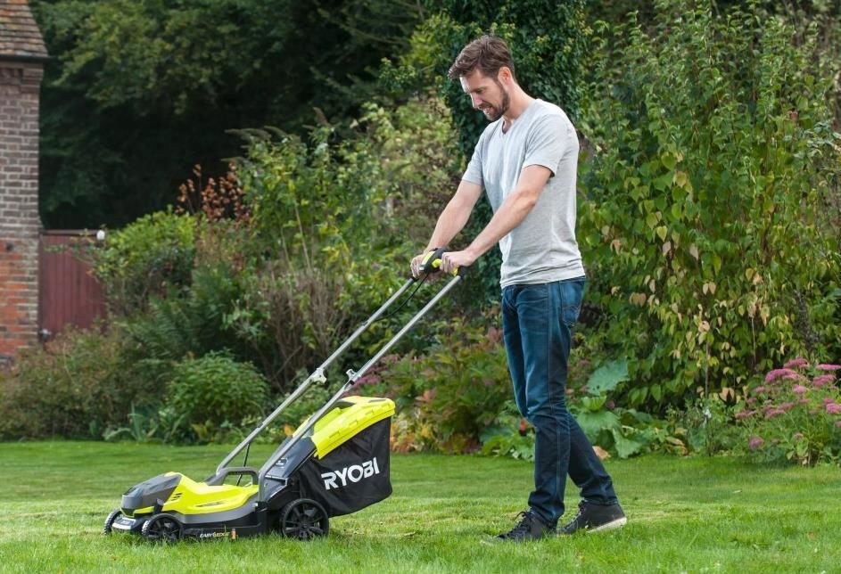 Газонокосилка механическая аккумуляторная RYOBI RLM18X33B40 5133004306 купить,NaN