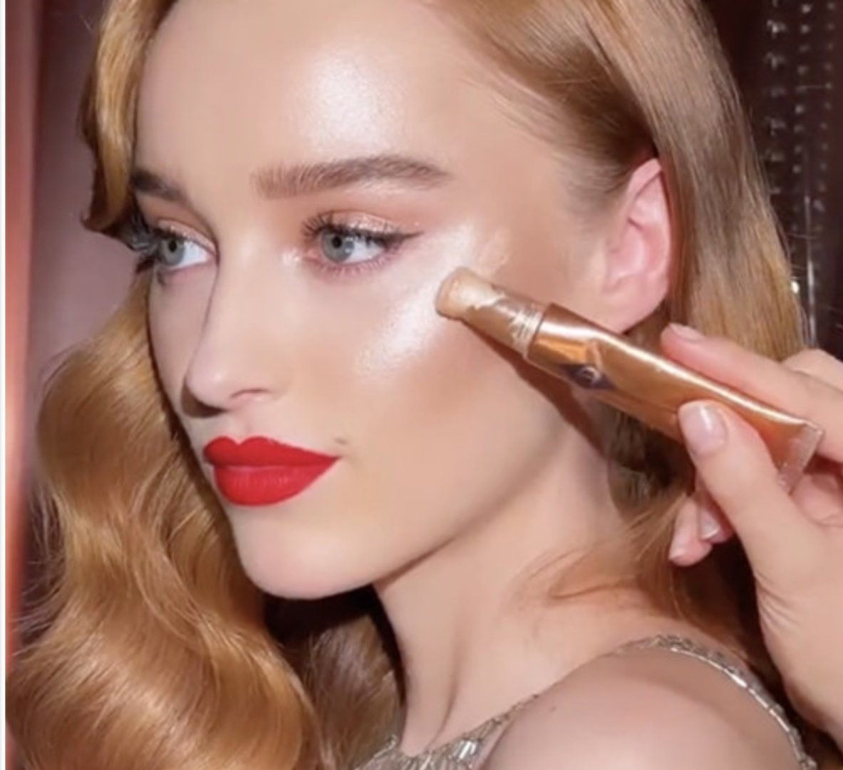 Charlotte Tilbury Hollywood Beauty Light Wand хайлайтер Spotlight купить,NaN