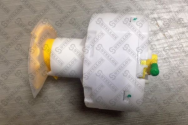 Топливный насос Stellox 10-01683-SX купить,23050