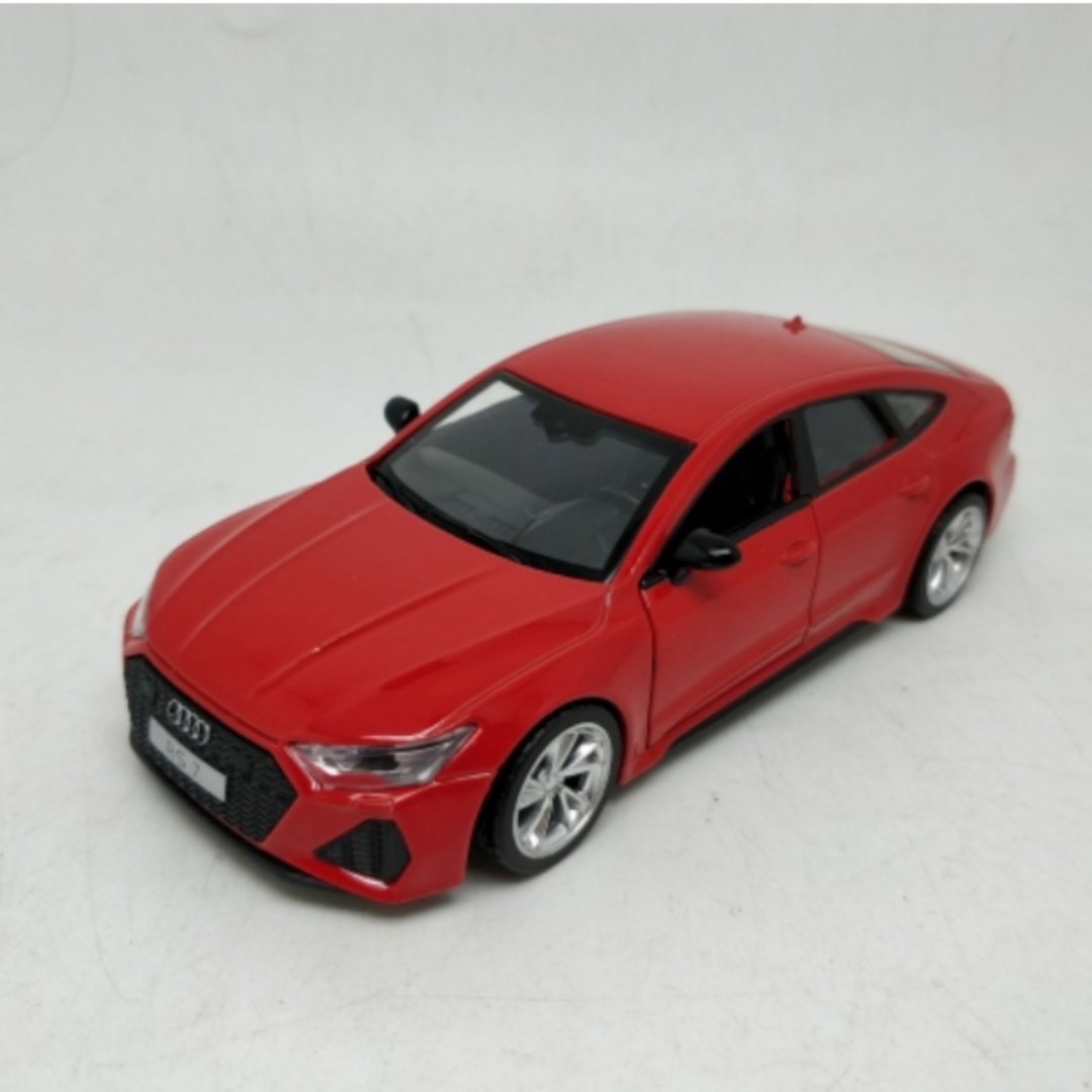 Легковая MSZ Audi RS 7 Sportback красный