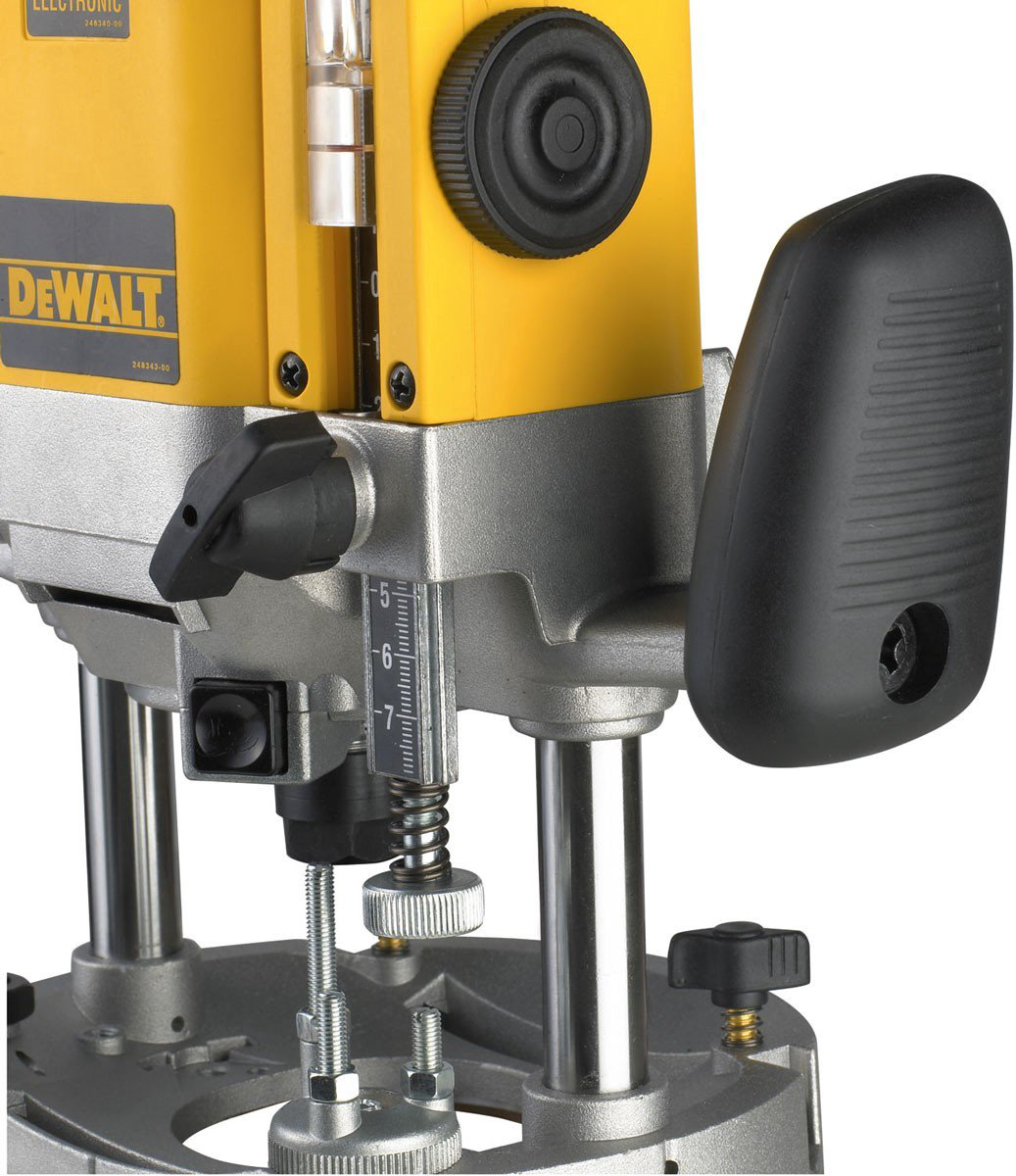 Фрезер DeWalt DW625E купить,NaN