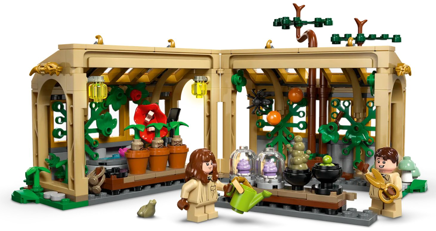 Конструктор LEGO Замок Хогвартс: Класс Гербологии, деталей 390 шт купить,NaN