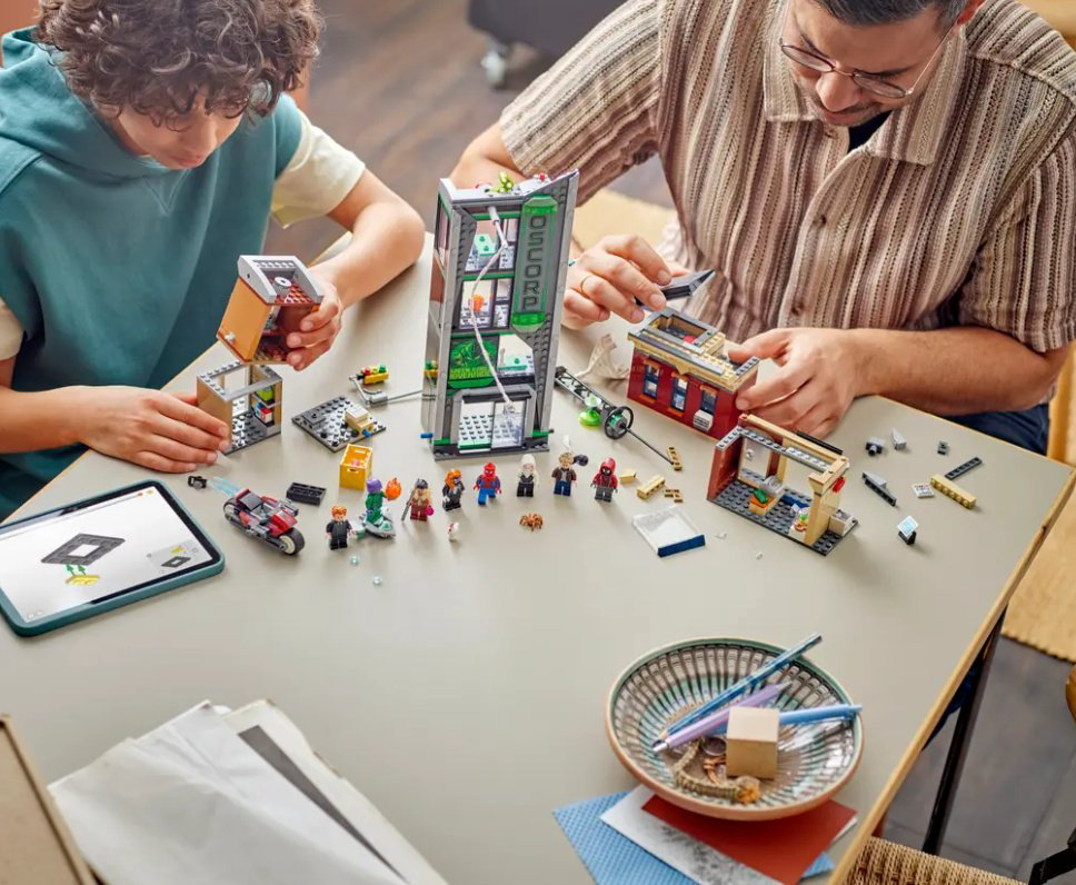 Конструктор LEGO Spider-man vs Oscorp, деталей 808 шт купить,NaN