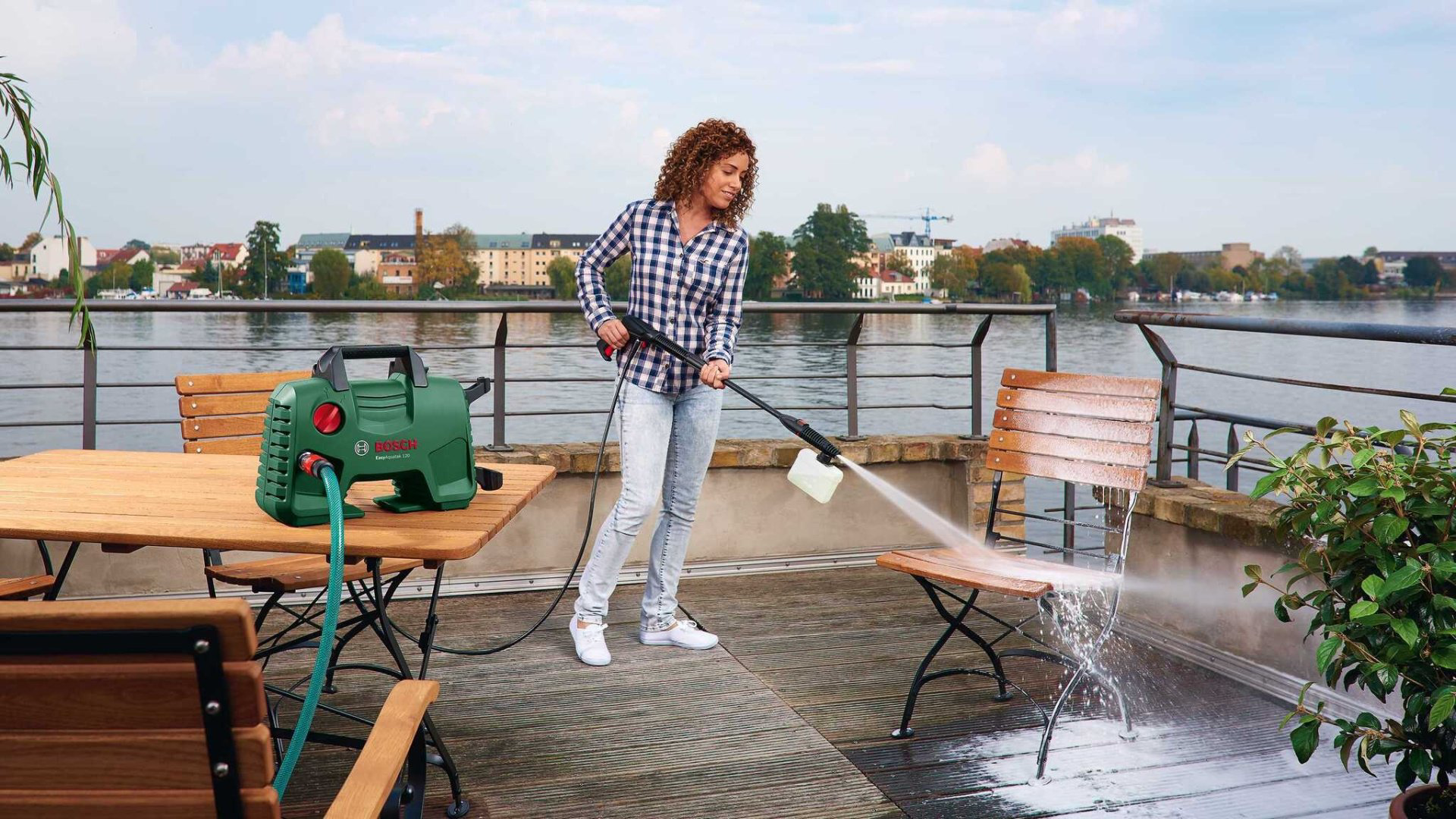Мойка высокого давления Bosch электрический 120 бар, EasyAquatak 120 купить,NaN