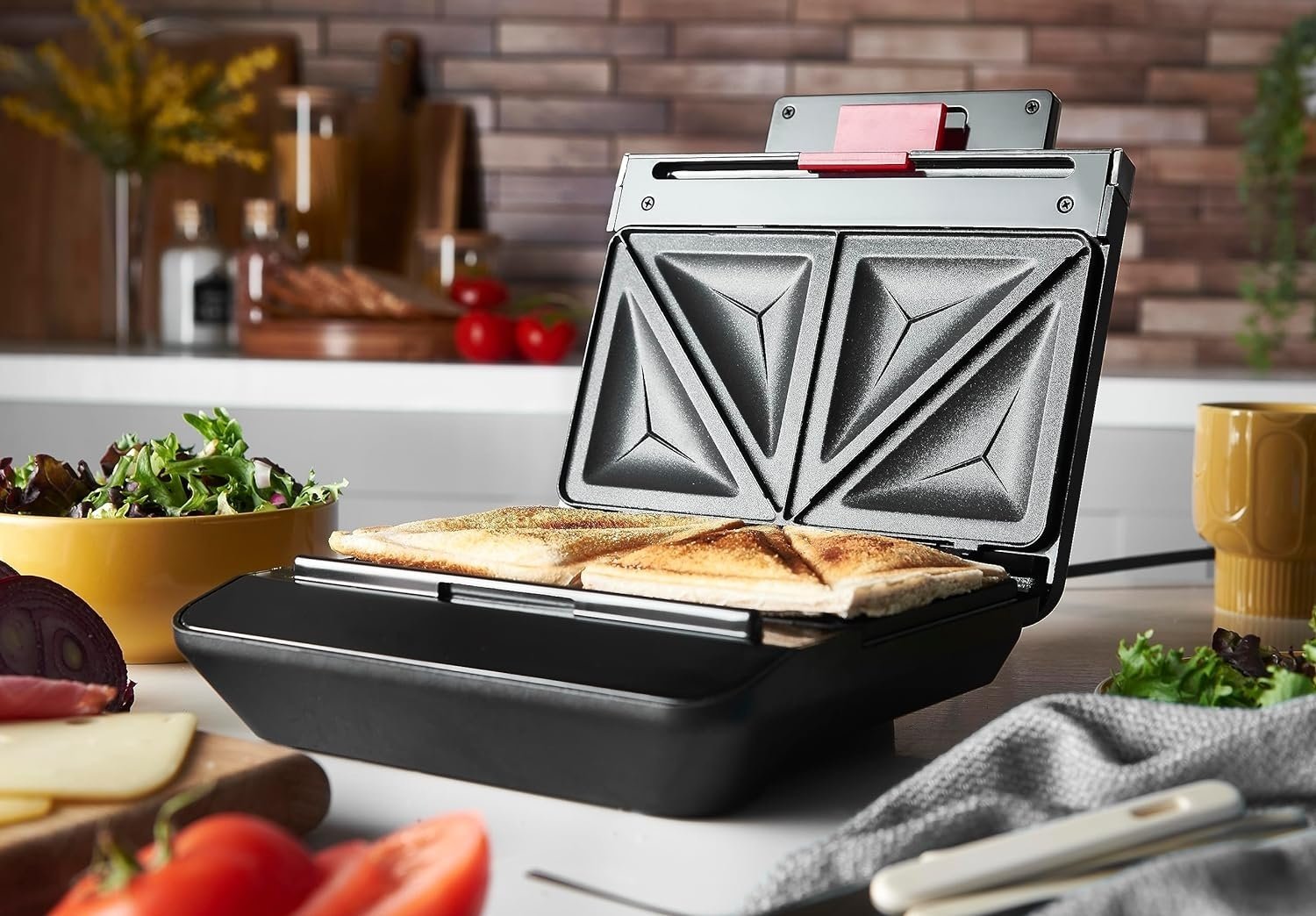 Сэндвичница Russell Hobbs 26800-56 черный - ForteMarket Сэндвичница Russell Hobbs 26800-56 черный купить,0