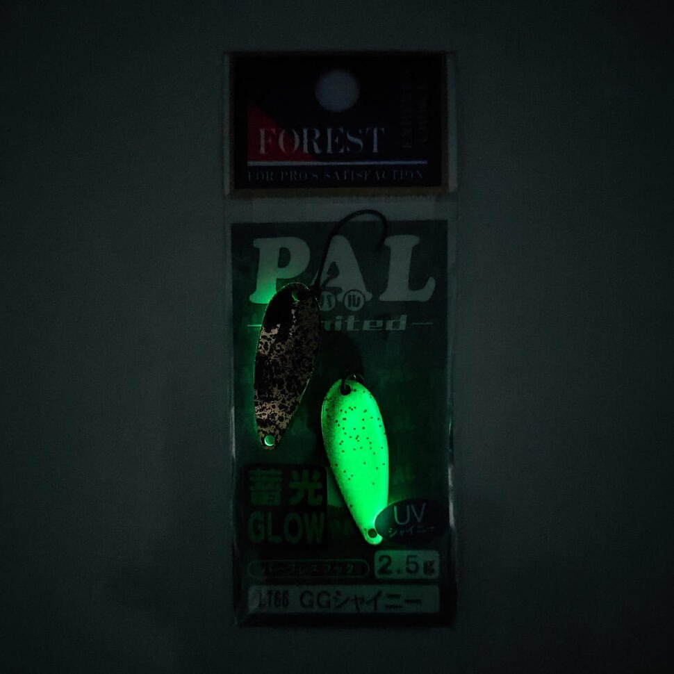 Блесна FOREST Pal Limited 2025 1 шт 30 мм LT66 GG Shiny Glow UV купить,NaN