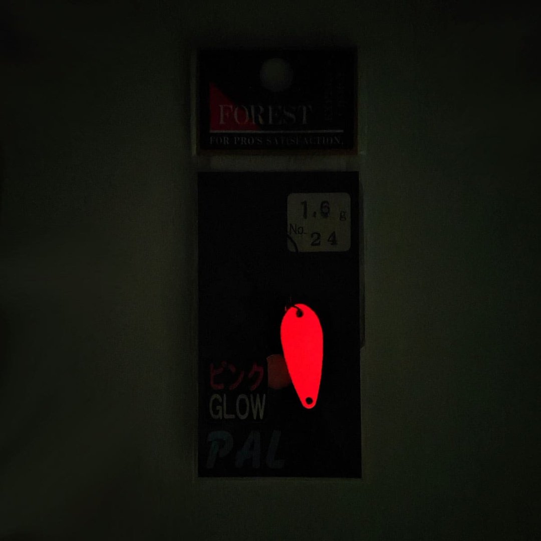 Блесна FOREST Forest Lure Pal 1.6g 1 шт 24 мм Pink Glow купить,NaN