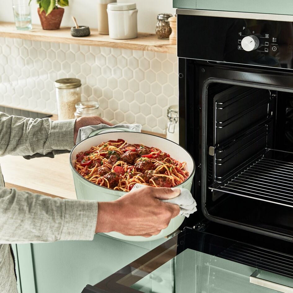 Кастрюля 7.2 л, Tefal Lov E2580605 чугун купить,NaN