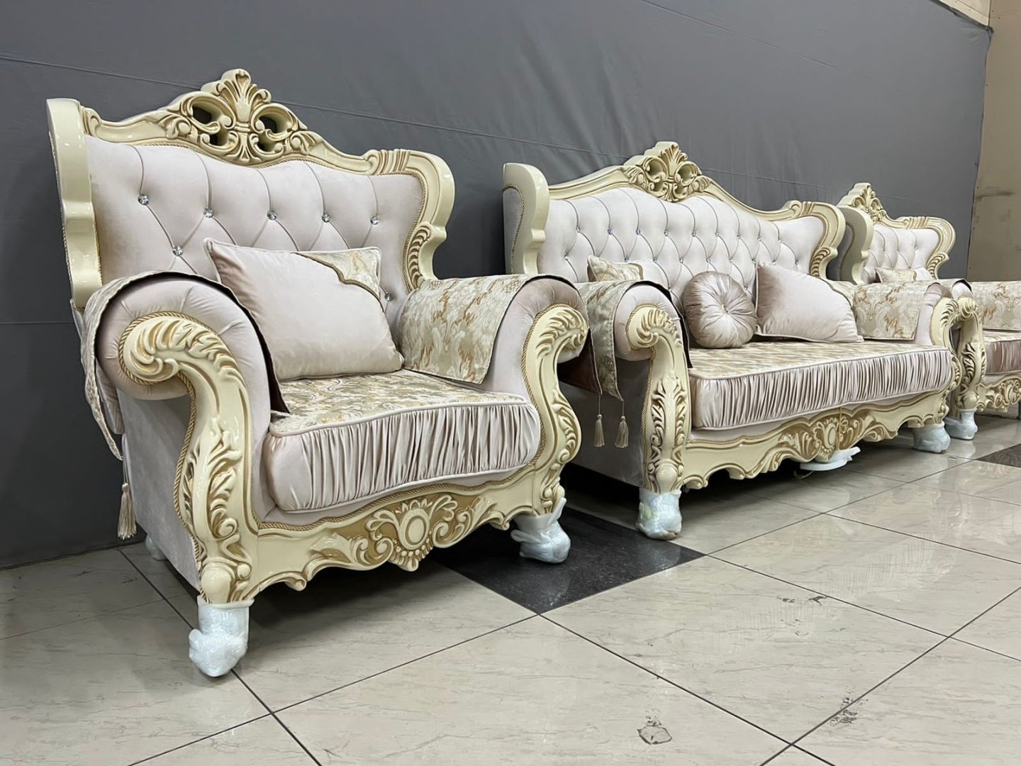 Диван Фараон, 210х80 см, обивка велюр, бежевый - ForteMarket Диван Фараон, 210х80 см, обивка велюр, бежевый купить,0