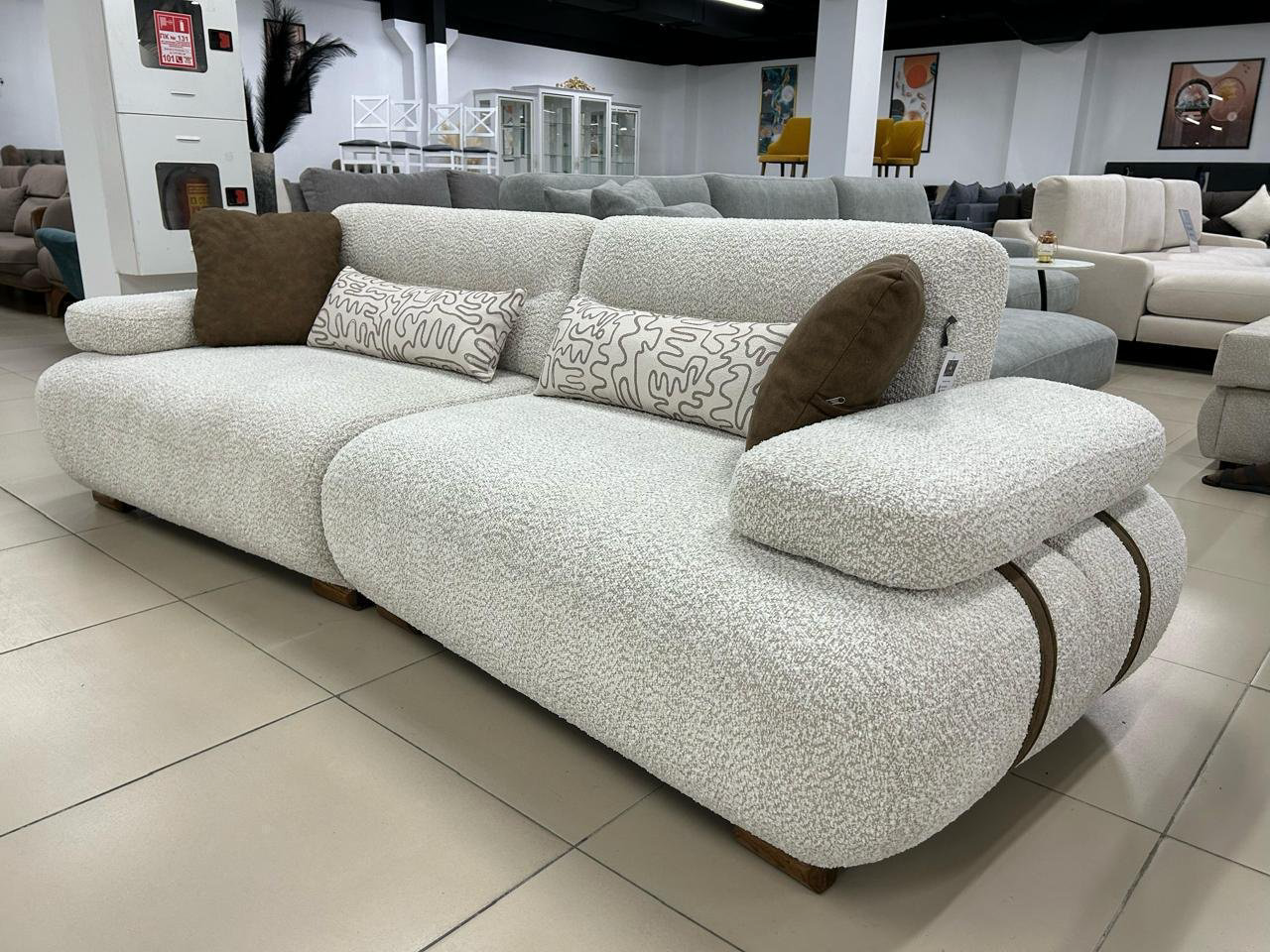 Диван OTAU-MEBEL OTAU-Mebel, 260х90 см, обивка букле, белый купить,NaN
