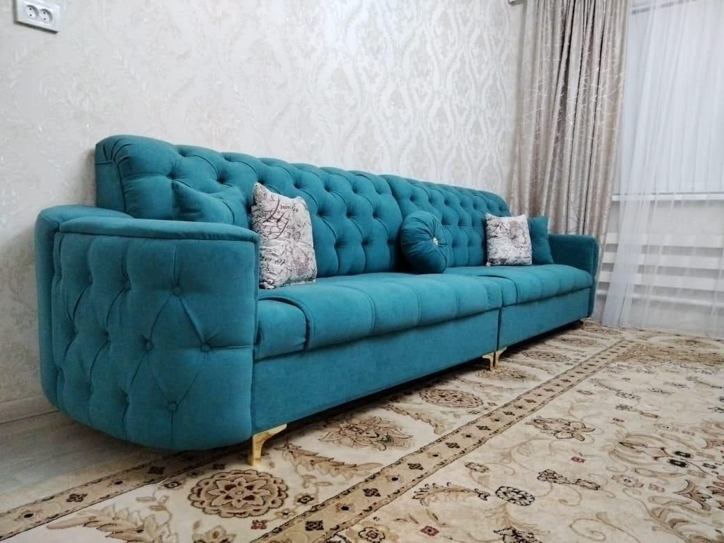 Диван прямой Честер, 350х90 см, обивка ткань, голубой купить,NaN