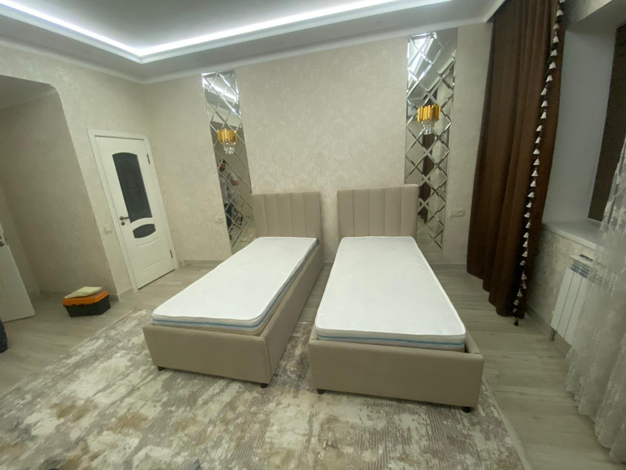 Кровать 2438001 90x200см с матрасом бежевая купить,NaN