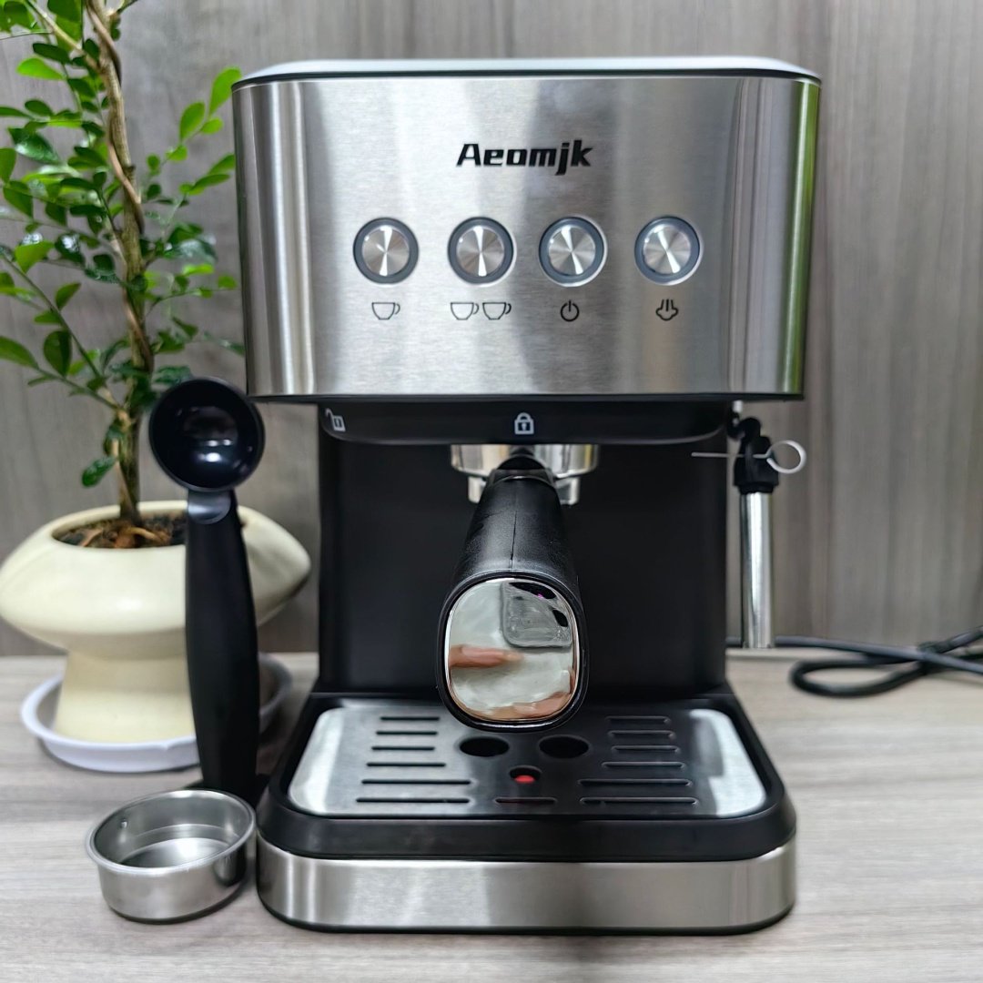 Кофеварка CM3010 серый - ForteMarket Кофеварка CM3010 серый купить,0