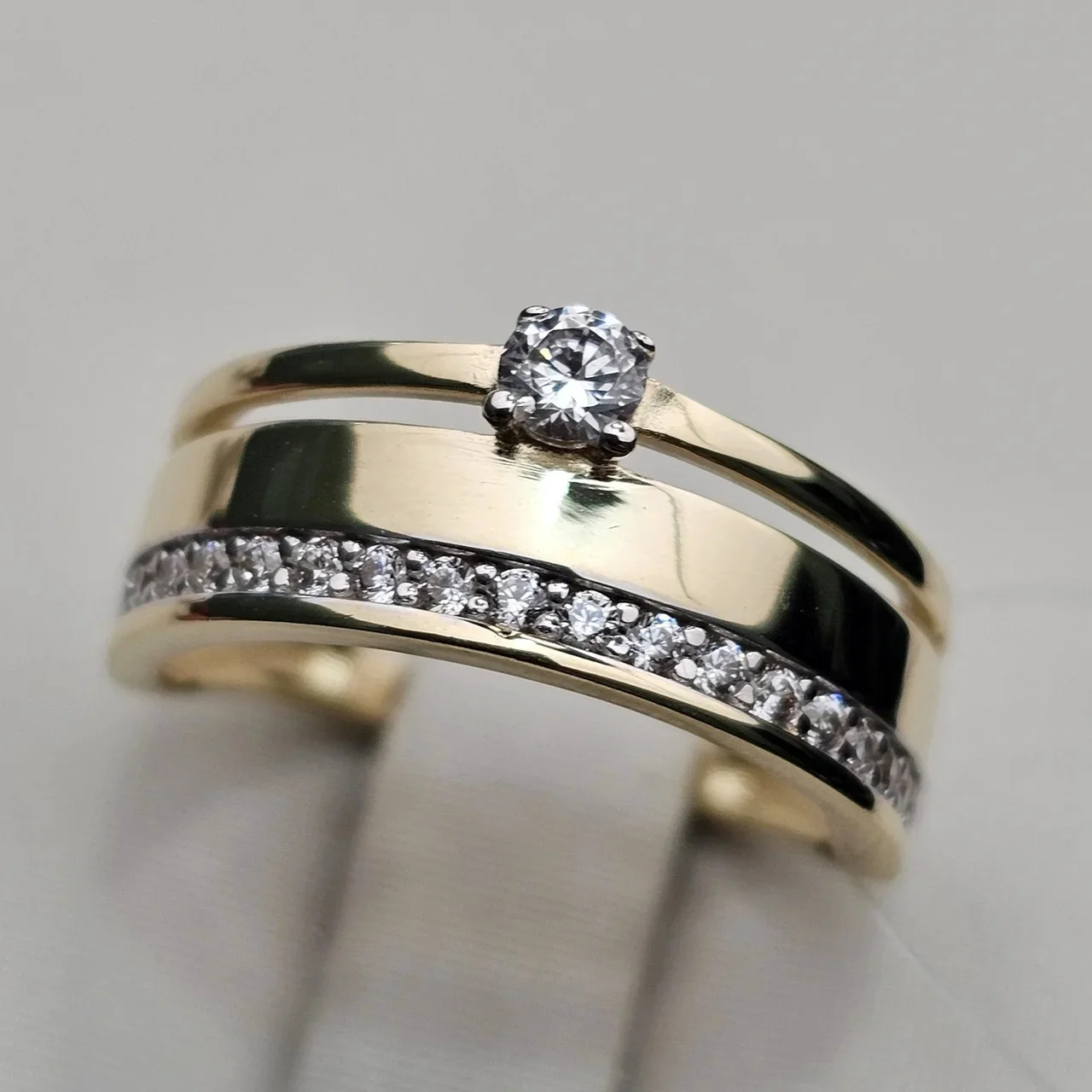 Кольцо Deimantas 112685400 15,5р 2,49гр. купить,NaN