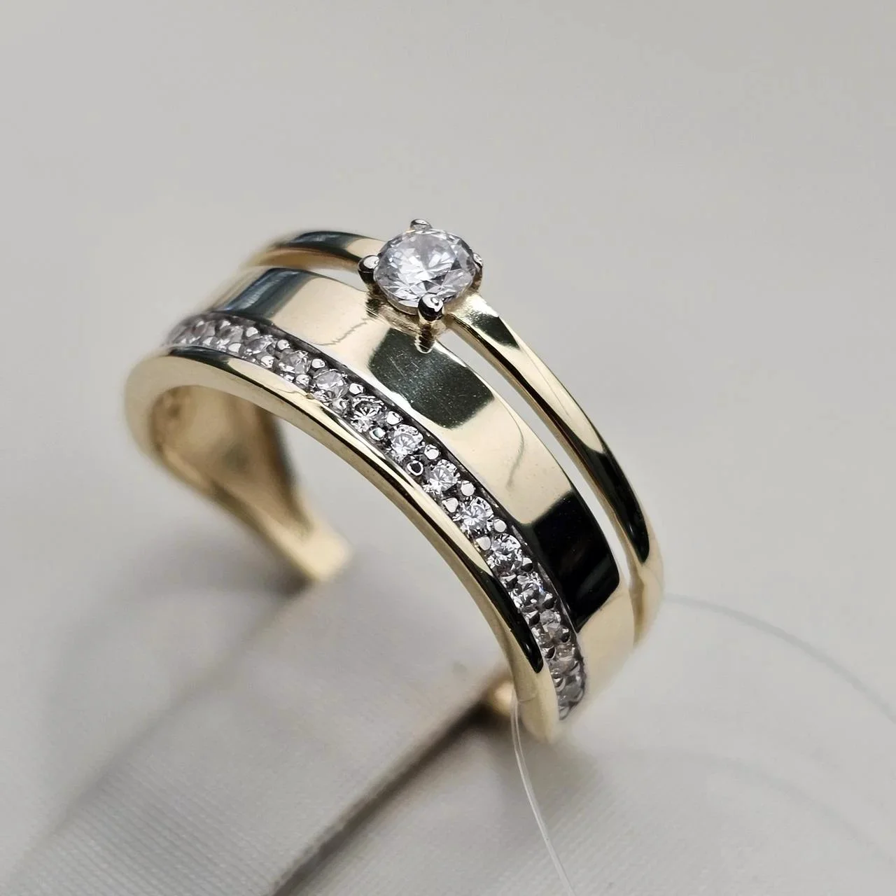 Кольцо Deimantas 112685400 15,5р 2,49гр. купить,NaN