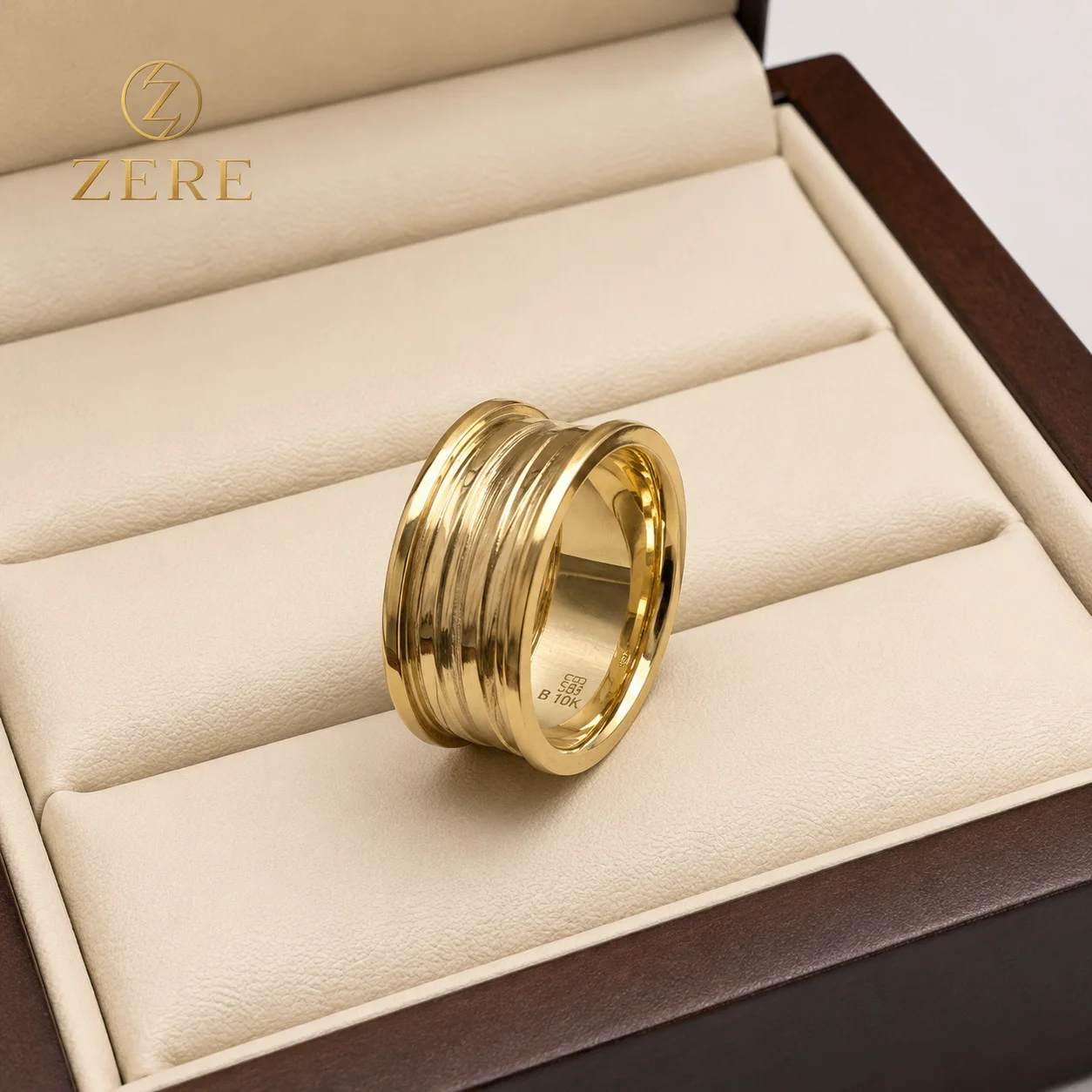 Кольцо Zere ZR190706 жёлтое золото 3.94гр 18р  купить,327900