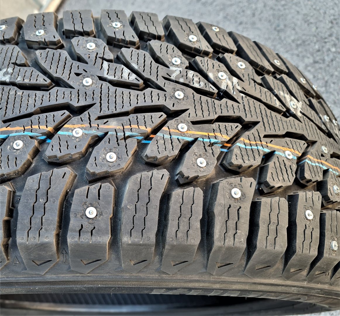 KUMHO WInterCraft Ice WI32 185/55 R15 86T