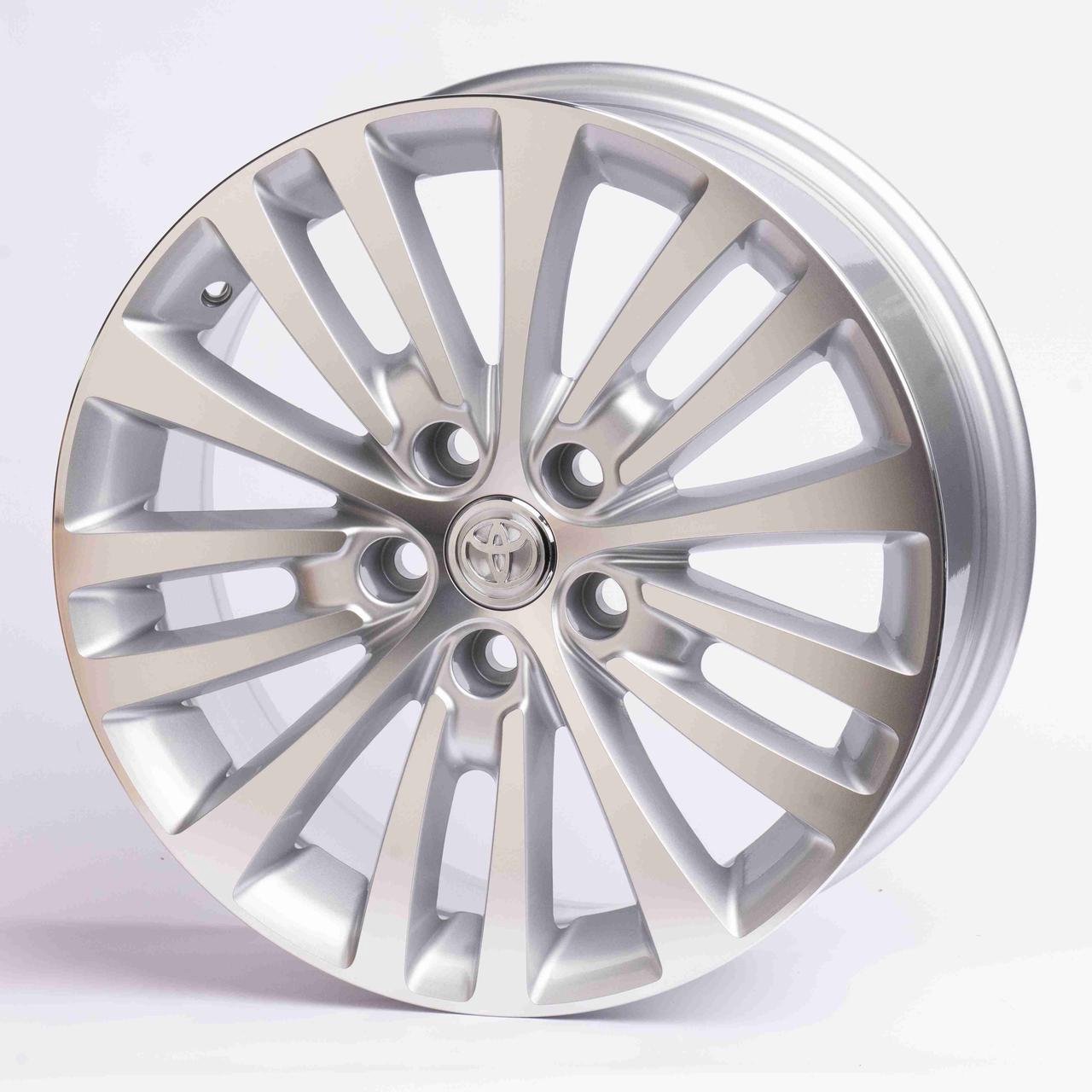 Комплект дисков Rimax CT3336 5х114,3 R17х7 СВ60,1 ЕТ40 SMF серебристый купить,NaN