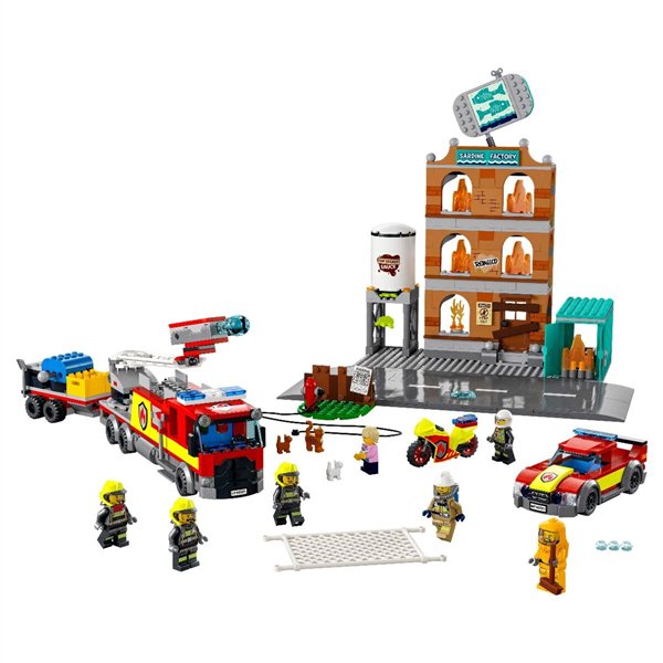 Конструктор Lego City Пожарная команда 60321 766 предметов