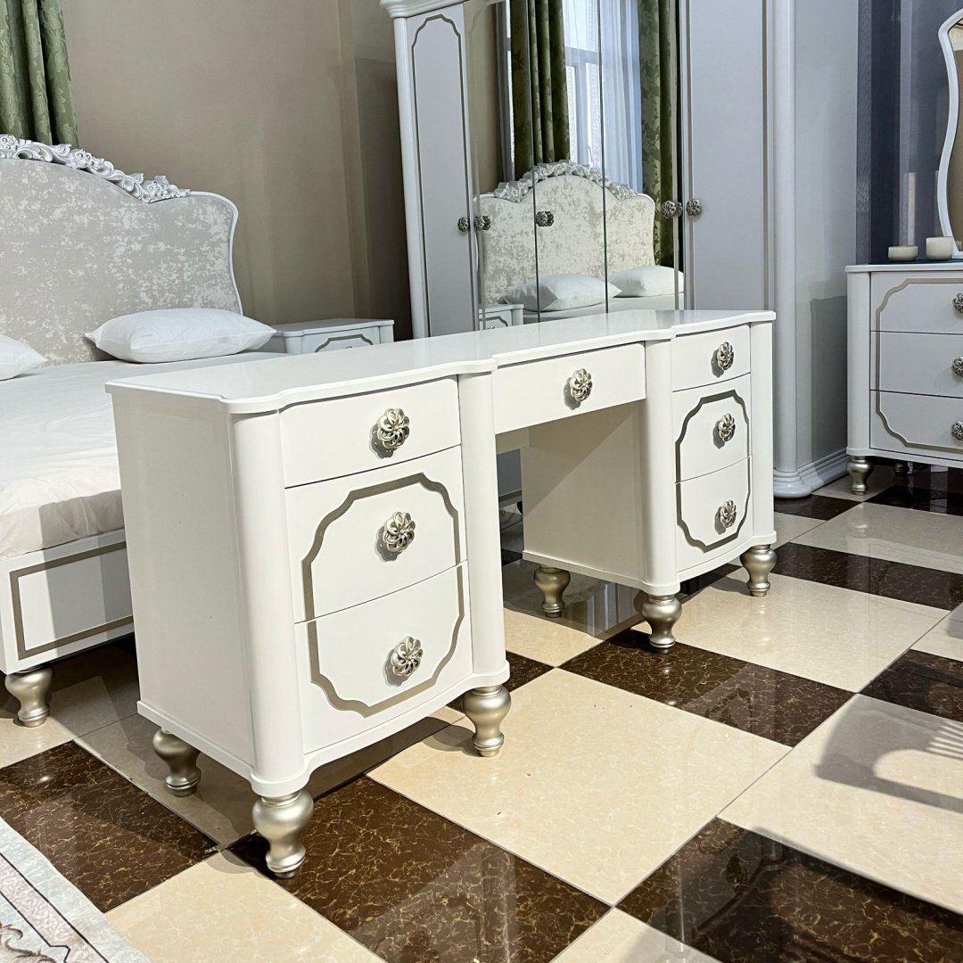 Туалетный столик СлонимМебель Вена 00-00058099 170x47x80см купить,NaN