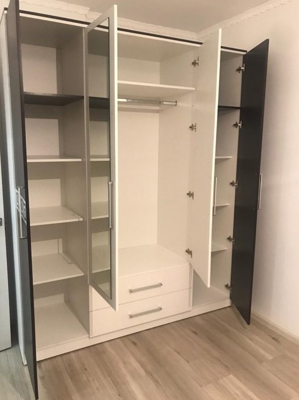 Распашной шкаф ЛИДЕР 350 Скарлет шкаф 4Д, 180x222х60 см, белый, черный купить,NaN
