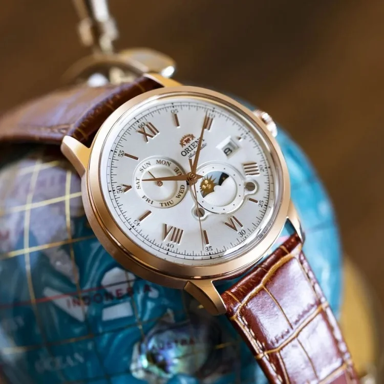 Часы наручные Orient Classic RA-AK0801S30B