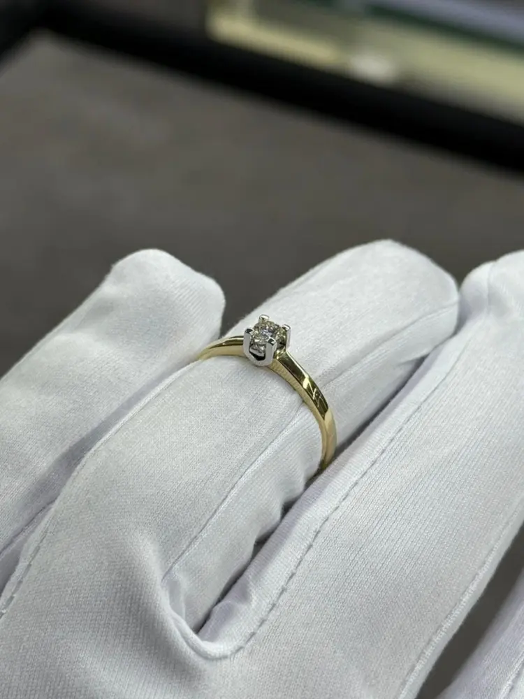 PRESTIGE JEWELRY К-1646-03 размер 17.5 вес 1.5 г золото, бриллиант купить,NaN
