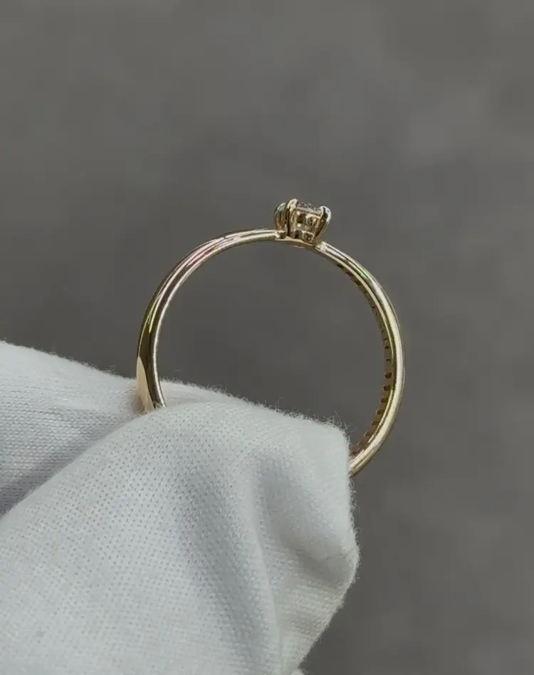 PRESTIGE JEWELRY К-130-01 размер 16 вес 1.6 г золото, бриллиант купить,NaN
