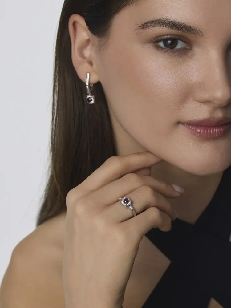 Серьги АЛЬКОР 02-4855_00ГР-00 вес 4.5 г серебро, гранат, фианит купить,32480