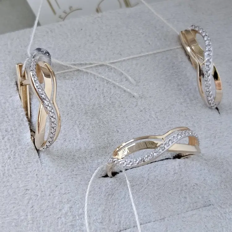 Серьги Gold Reserve 20427-10-10П вес 2.62 г золото, фианит купить,209600