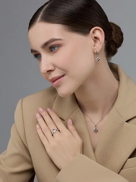 Серьги АЛЬКОР 26073-200 вес 3.76 г золото, бриллиант купить,NaN