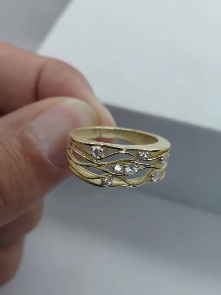 Кольцо Gold Reserve 10505-10-20П размер 18 вес 2.67 г золото, фианит купить,213600