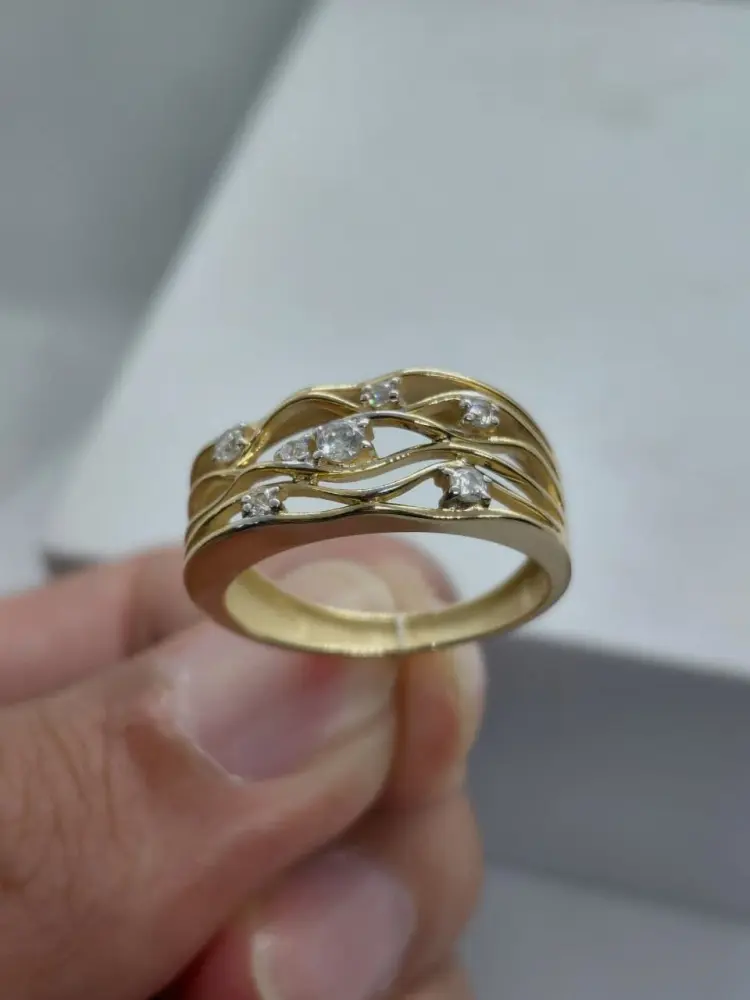 Кольцо Gold Reserve 10505-10-20П размер 18 вес 2.67 г золото, фианит купить,213600