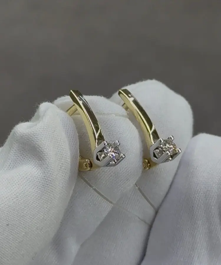 Серьги PRESTIGE JEWELRY С-1646-03 вес 2.6 г золото, бриллиант купить,NaN