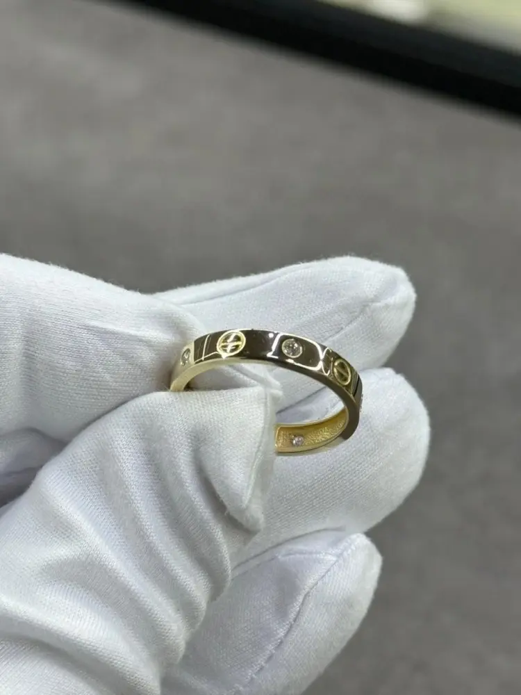 PRESTIGE JEWELRY К-178-03 размер 17.5 вес 2.8 г золото, бриллиант купить,NaN