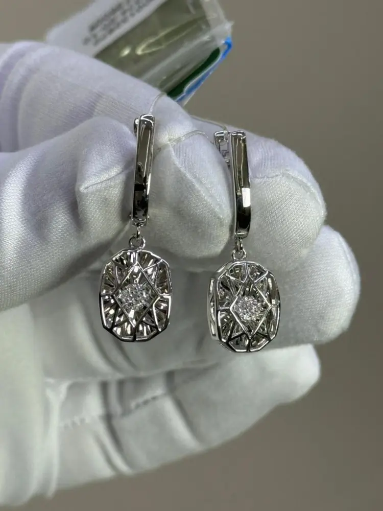 Серьги Trilliant 20374-20-10 вес 5.05 г золото, бриллиант купить,636300