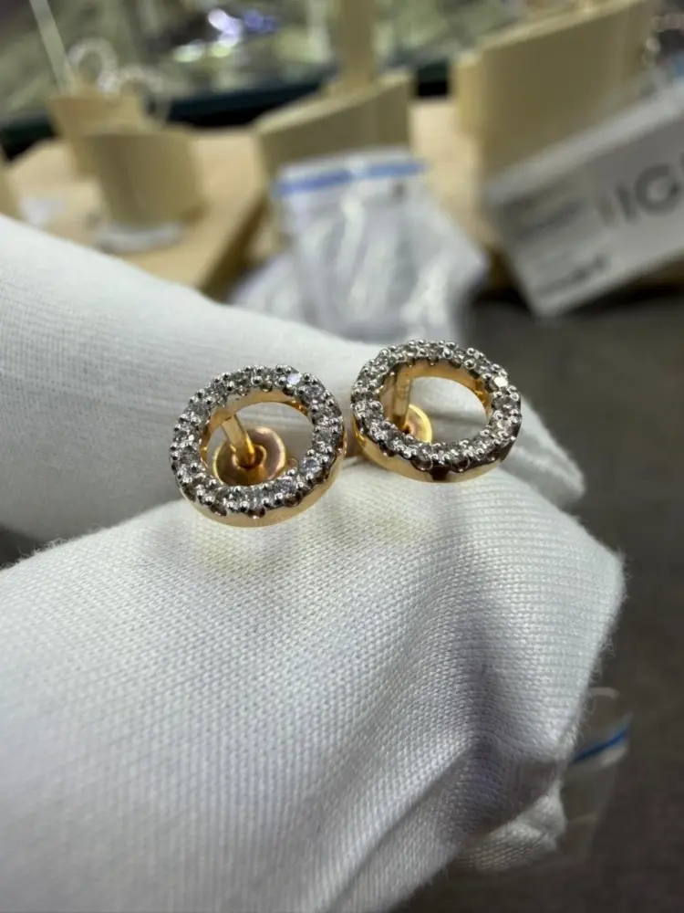Пусеты PRESTIGE JEWELRY С-231-01 вес 1.5 г золото, бриллиант - ForteMarket Пусеты PRESTIGE JEWELRY С-231-01 вес 1.5 г золото, бриллиант купить,306650