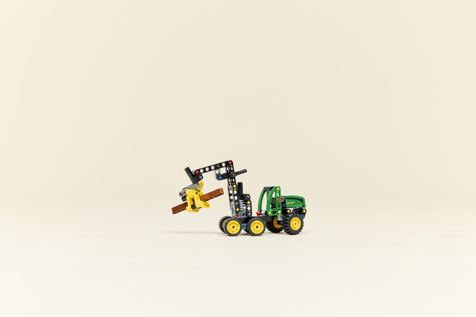 Конструктор LEGO Technic 42218, деталей 117 шт