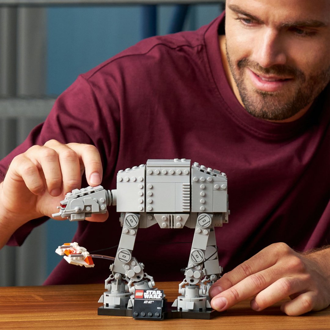 Конструктор LEGO АТ-АТ Star Wars 75440, деталей 525 шт